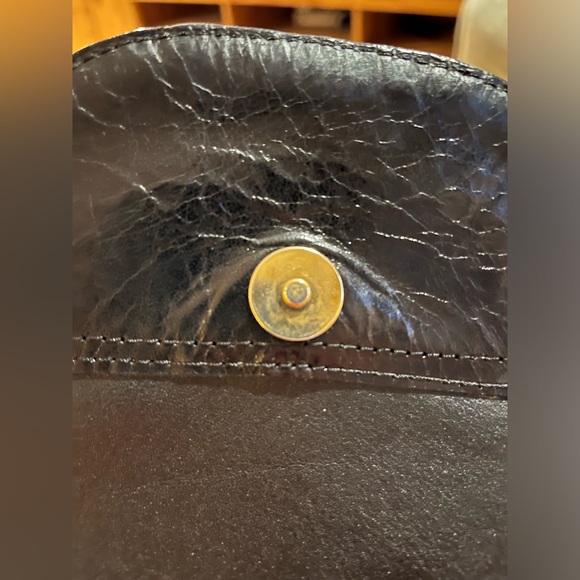 Vintage genuine, leather Crossbody bag. By Chris of New York. - Picture 6 of 6